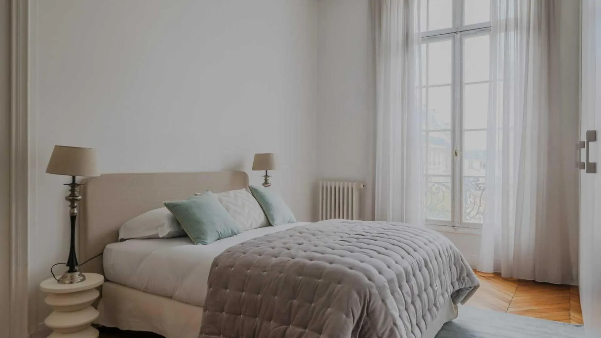 Spacious - 5br-12p - Trocadero Paris