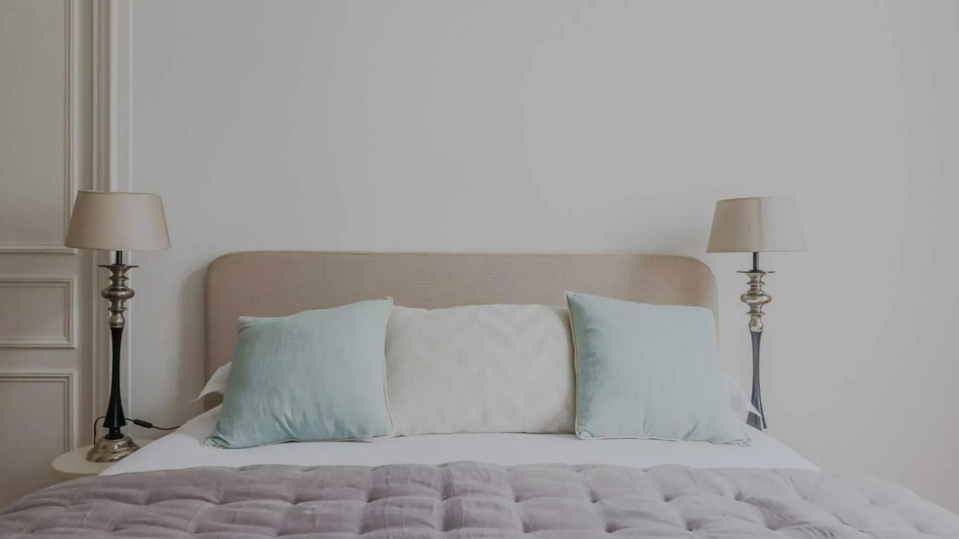 Spacious - 5br-12p - Trocadero *